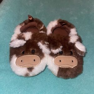 Toddler slippers cows